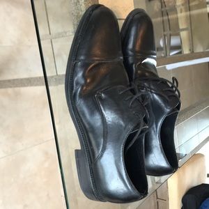 Black Bass dress shoes